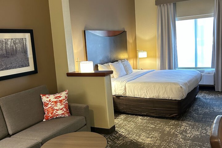 Room 41 of 62