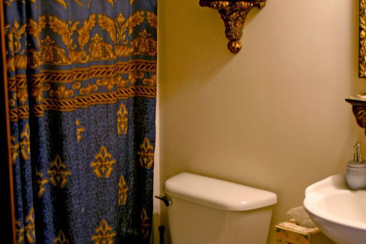 Room 25 of 57