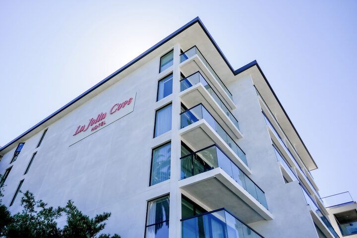 Hotel 3 of 85