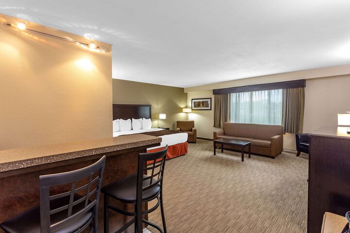 AmericInn by Wyndham Janesville