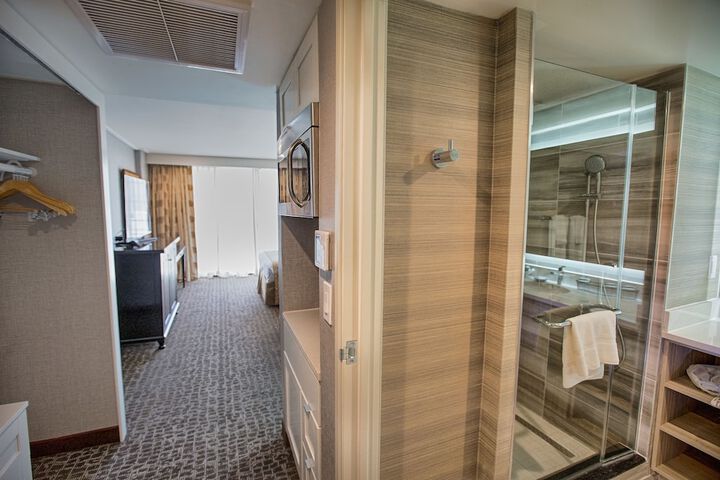 Room 31 of 44