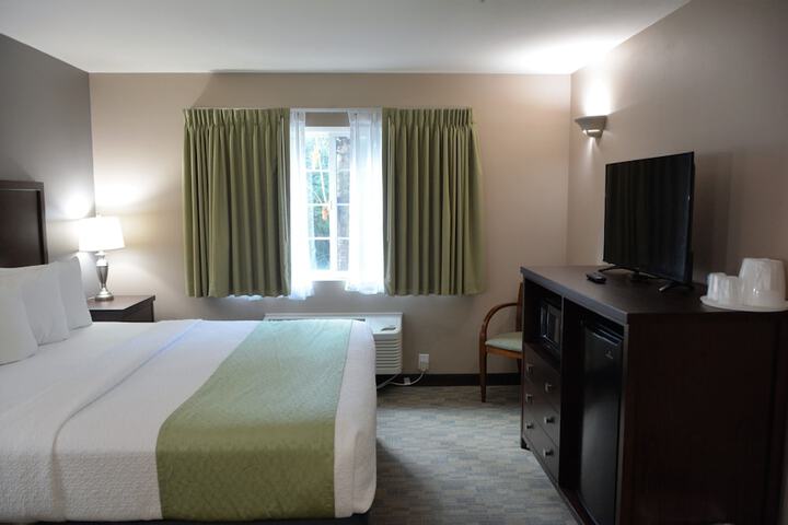 Room 30 of 47