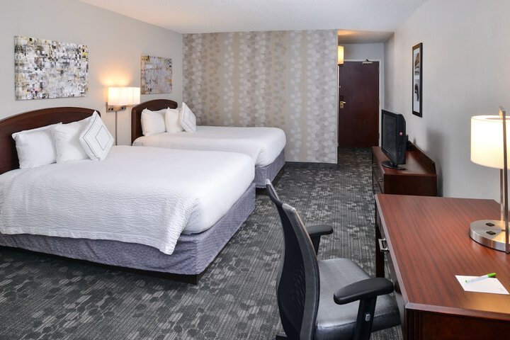 Room 12 of 34