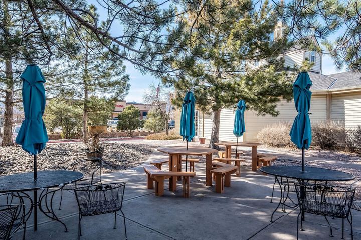 Quality Inn and Suites Garden of the Gods