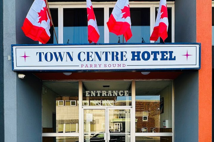Town Centre Inn - Parry Sound