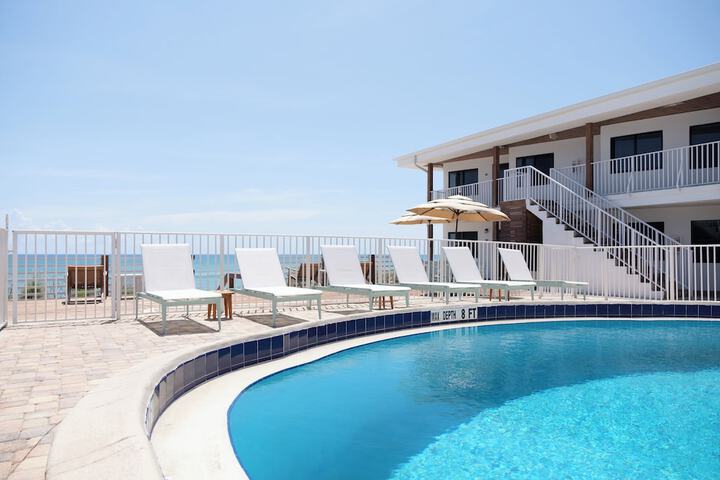 Melbourne Beach Resort & Surf Club