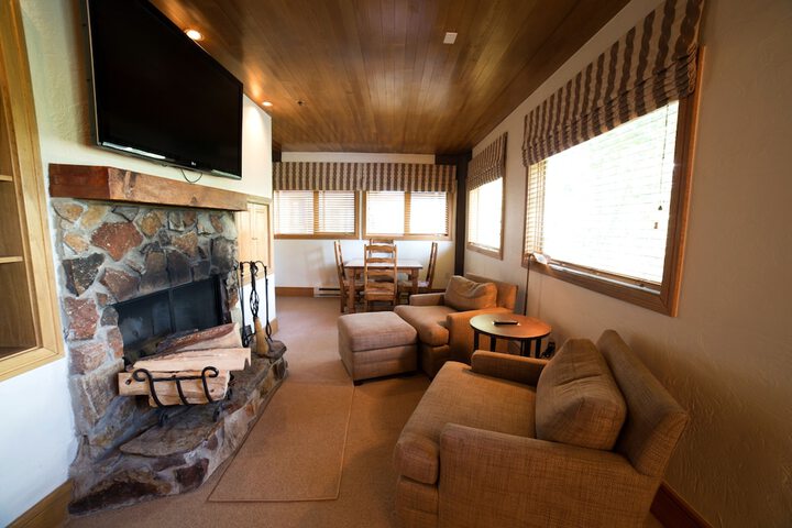 Stein Eriksen Lodge