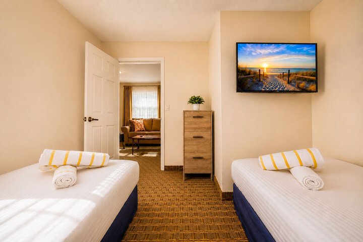 Club Lux Resort by the Beach