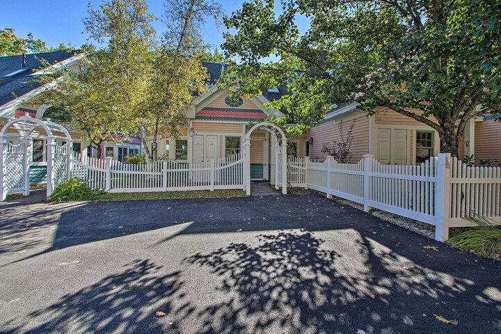 Nestlenook Victorian Condo 6 Mi to Attitash!