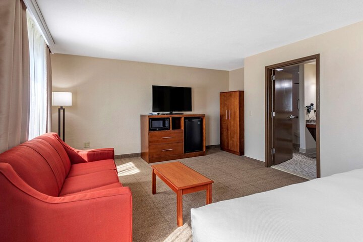 Room 18 of 60