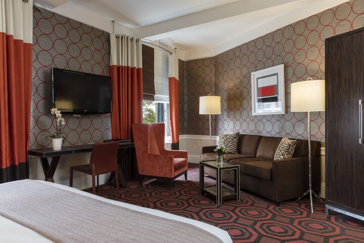 Room 43 of 72