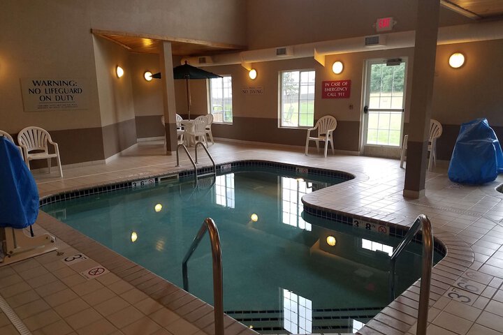 Pool 4 of 32