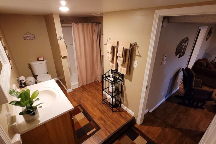 Room 26 of 38