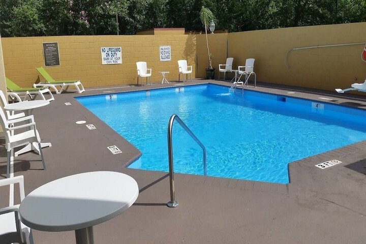 Pool 4 of 52