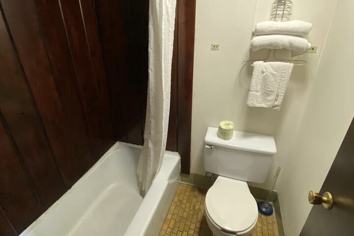Room 17 of 53