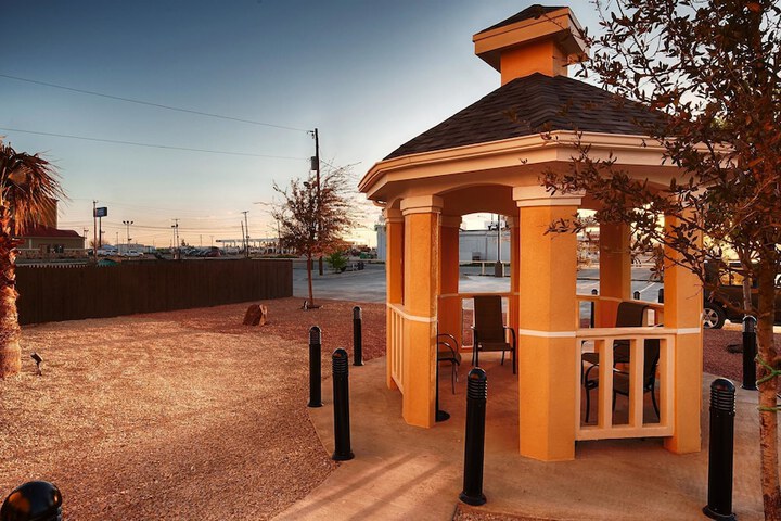 Best Western Plus Monahans Inn & Suites