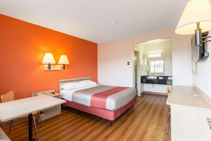Room 22 of 30