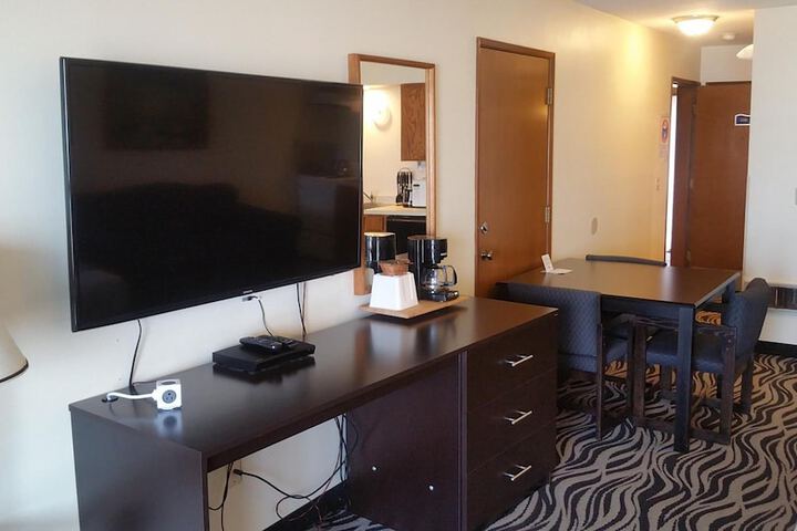 Room 16 of 41