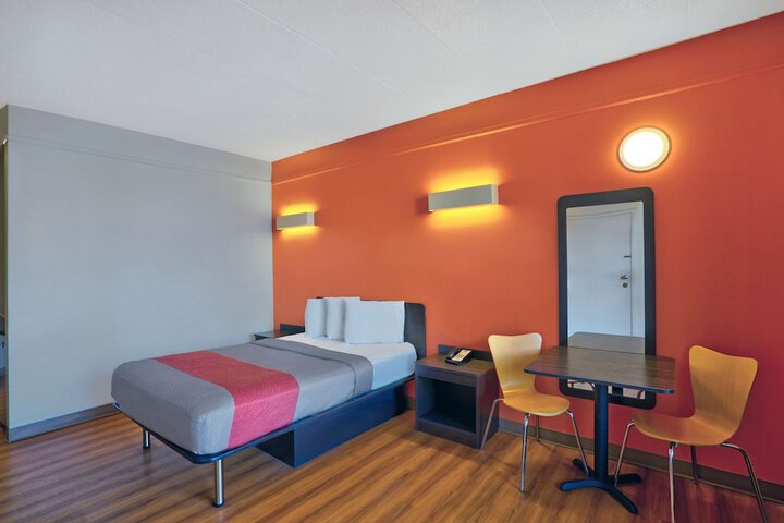 Motel 6 Seaford DE