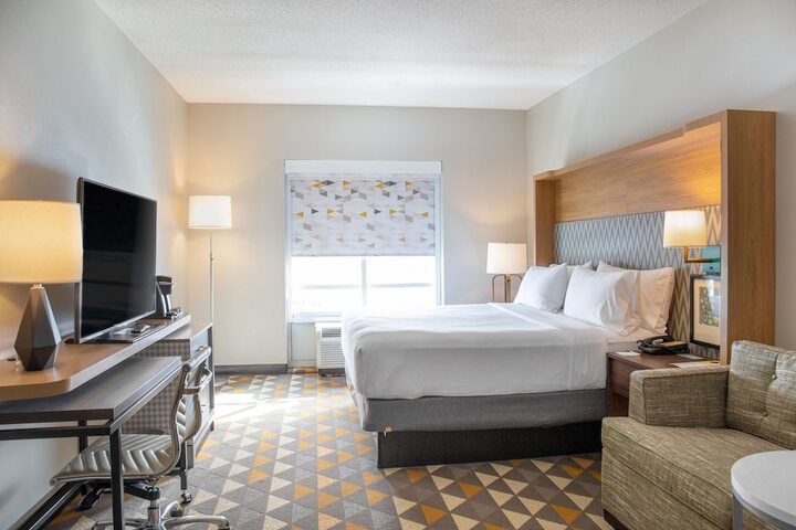 Holiday Inn Toledo-Maumee (I-80 / 90) by IHG