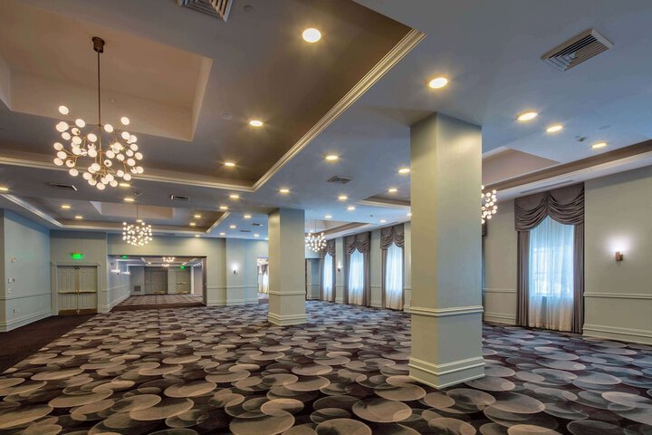 Collegian Hotel & Suites Trademark Collection by Wyndham