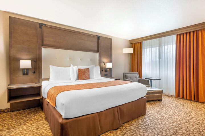 Best Western Plus Mill Creek Inn
