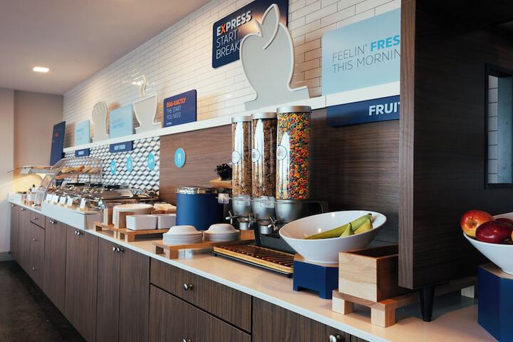 Holiday Inn Express & Suites George Quincy South by IHG