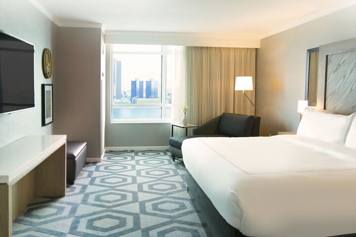 Room 27 of 44