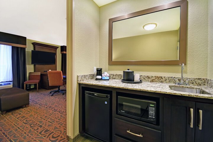 Hampton Inn & Suites Milwaukee / Franklin