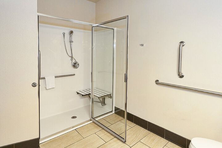 Park Point Marina Inn