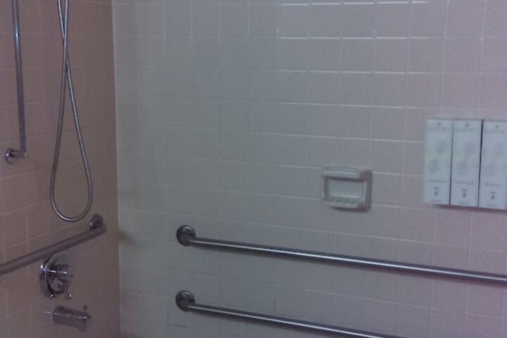 Best Western Plus Landmark Inn