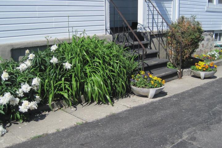 Property Grounds 27 of 29