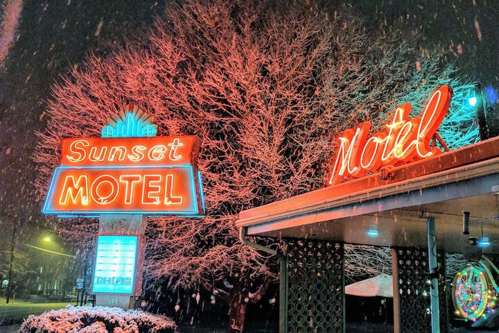 Hotel 3 of 62
