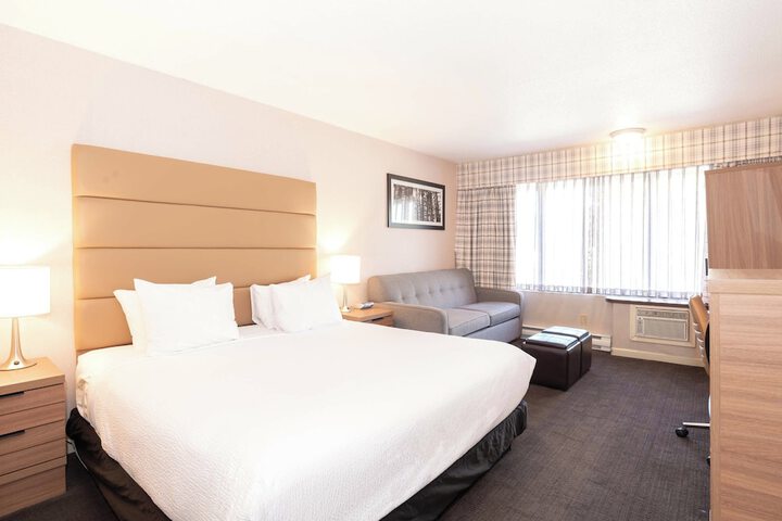 Sandman Hotel Terrace