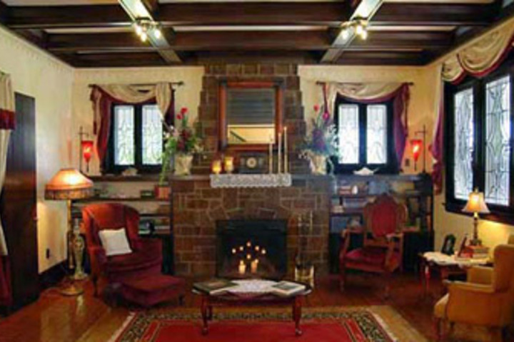 Pillar Inn