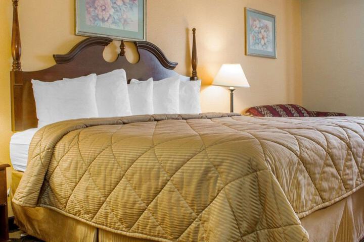 Quality Inn Broken Arrow - Tulsa