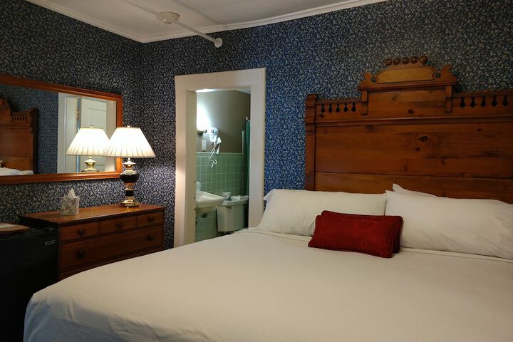 Room 35 of 50