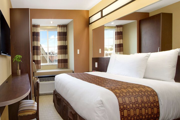 Microtel Inn & Suites by Wyndham Shelbyville