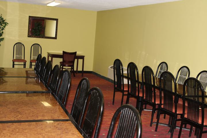 Northeast College Inn