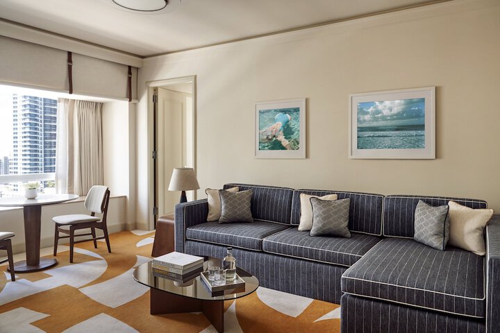 Four Seasons Hotel Miami