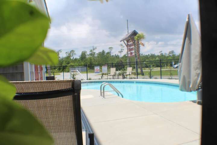 Topsail Shores Inn