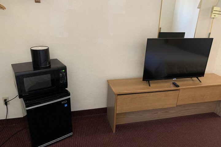 Room 14 of 14
