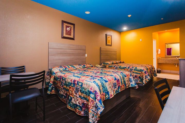 Room 14 of 38