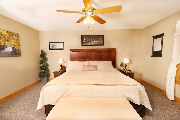 Room 34 of 44