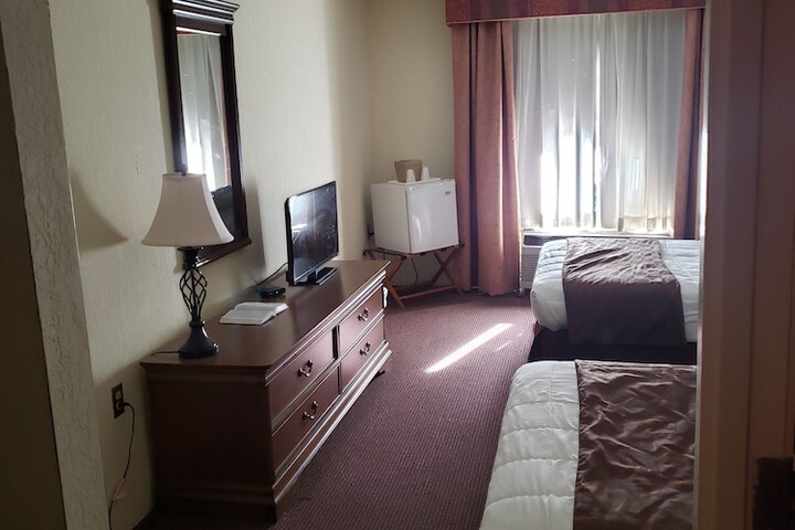 Room 42 of 50