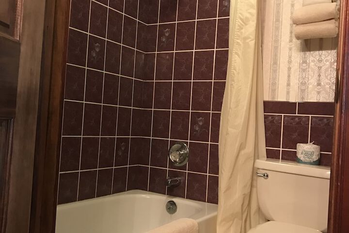 Room 13 of 24