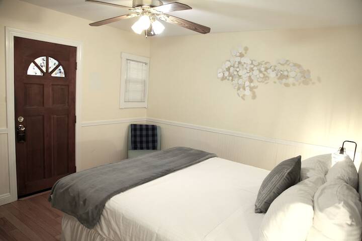 Room 27 of 57