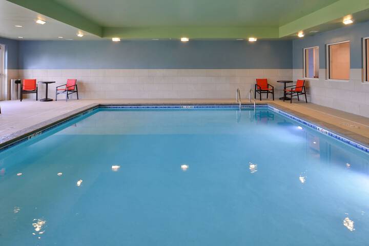 Pool 15 of 69