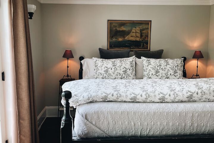 Room 55 of 96