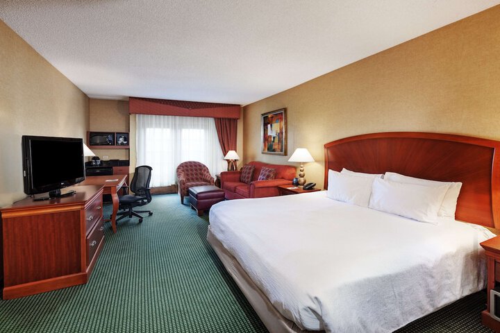 Room 12 of 46